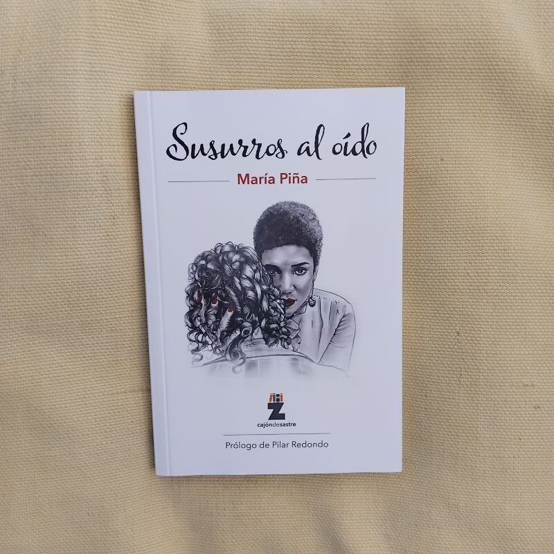Susurros al oído, de María Piña