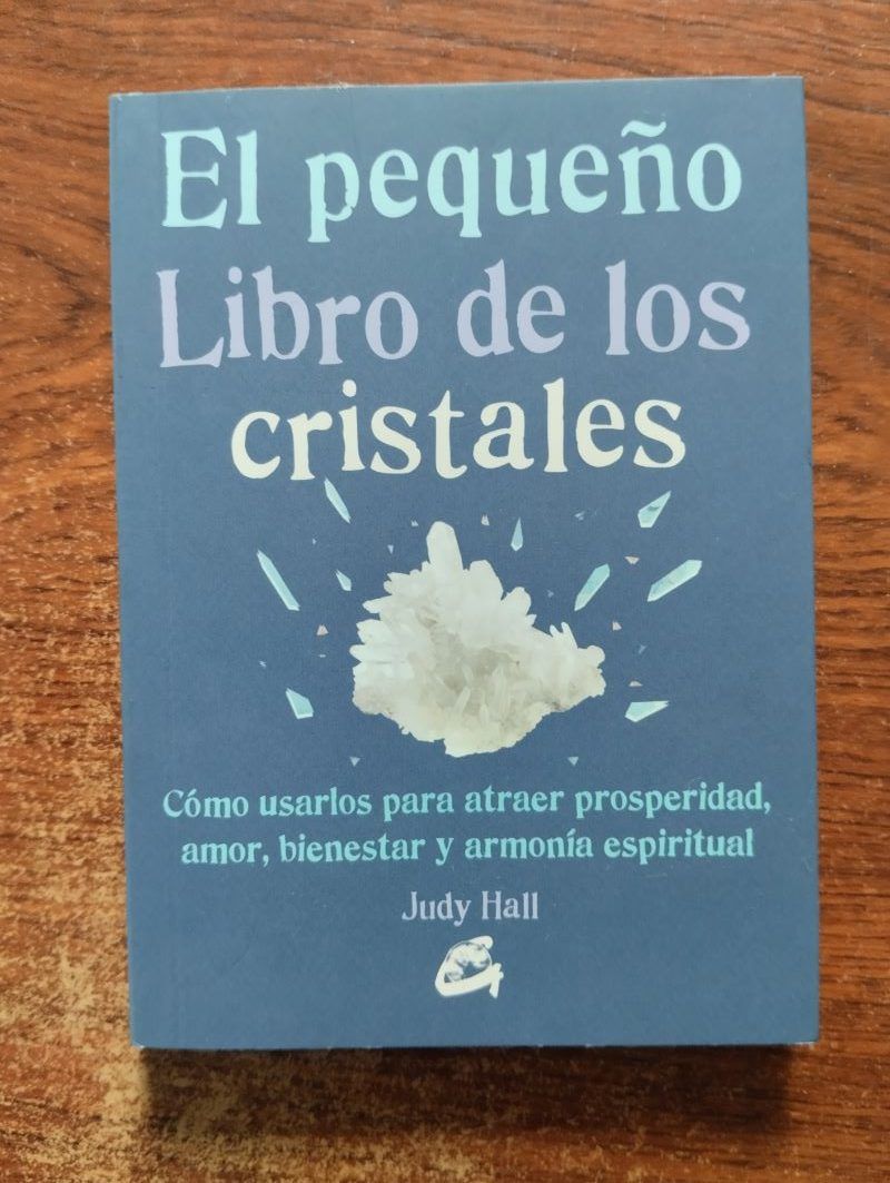 El pequeño libro de los cristales, de Judy Hall