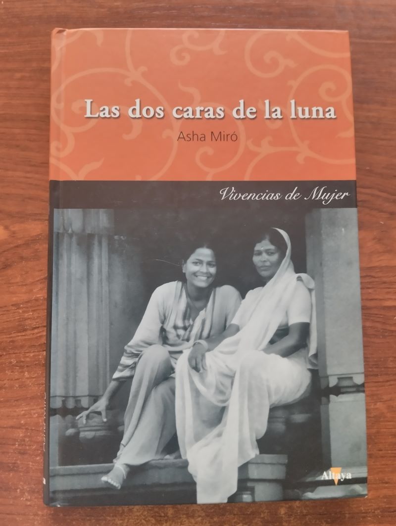 Las dos caras de la luna, de Asha Miró