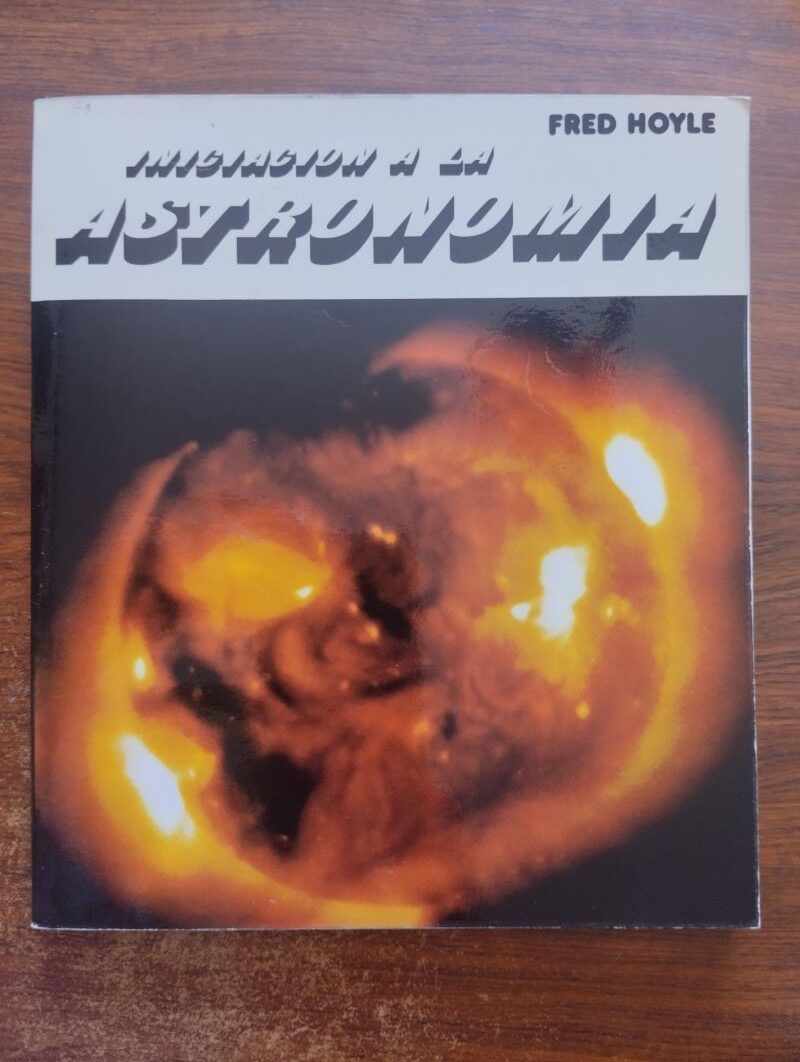 Iniciación a la astronomía, de Fred Hoyle