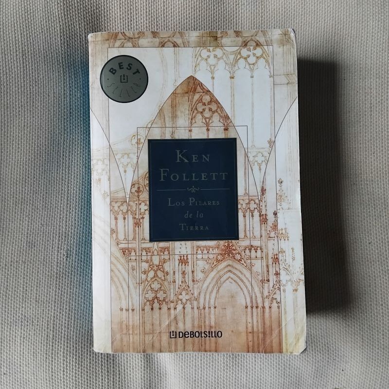 Los pilares de la Tierra, de Ken Follett
