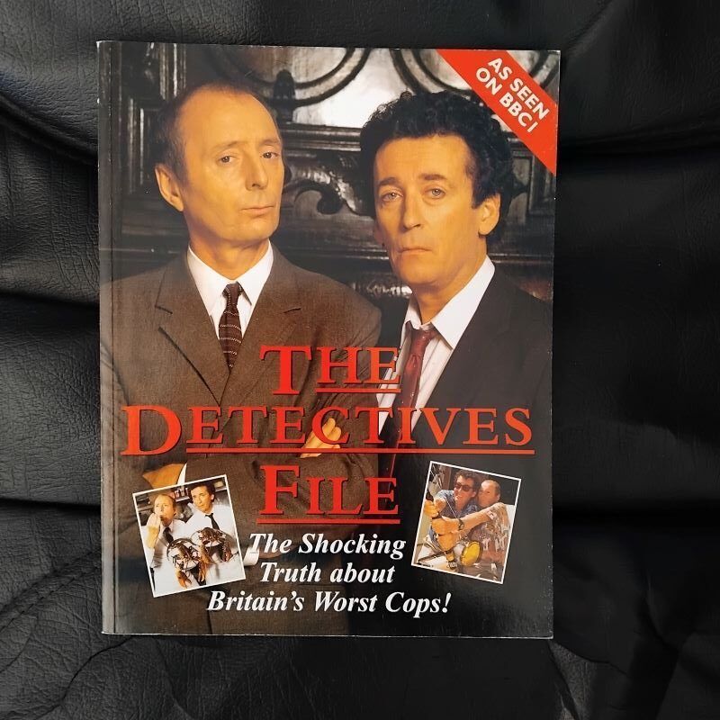 The Detectives File. The Shocking Truth about Britain's Worst Cops!, by Steve Knight and Mike Whitehill