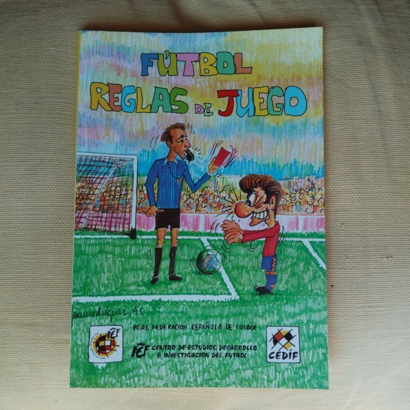 Fútbol. Reglas de juego, de Mariano Moreno Serrano
