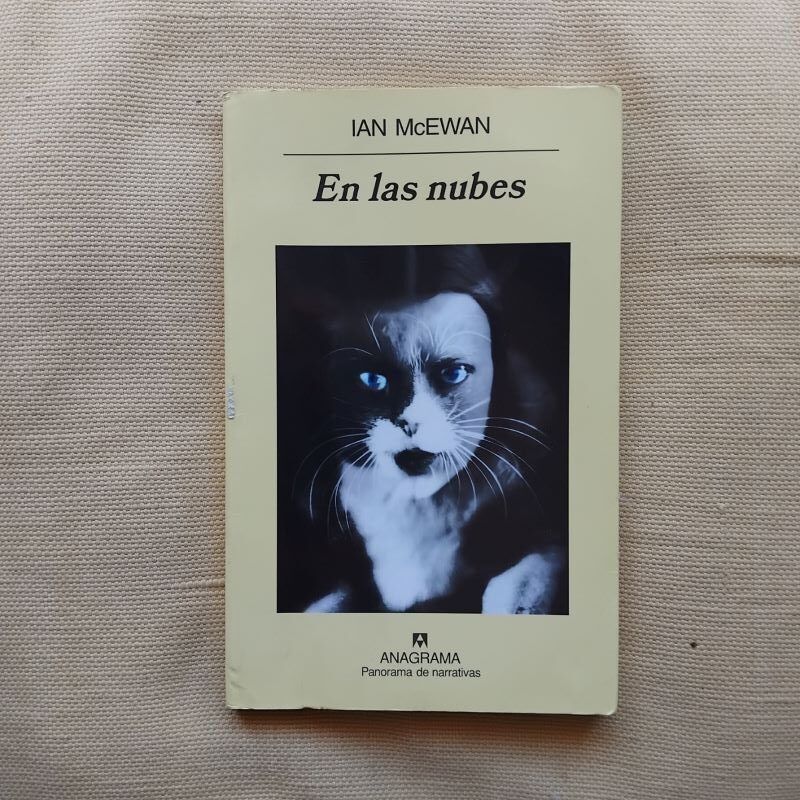 En las nubes, de Ian McEwan