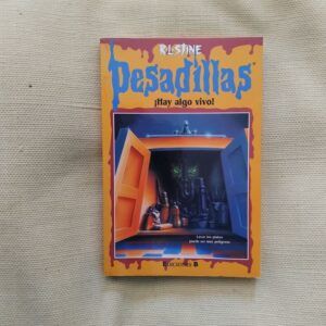 Pesadillas nº 22. ¡Hay algo vivo!, de R.L. Stine