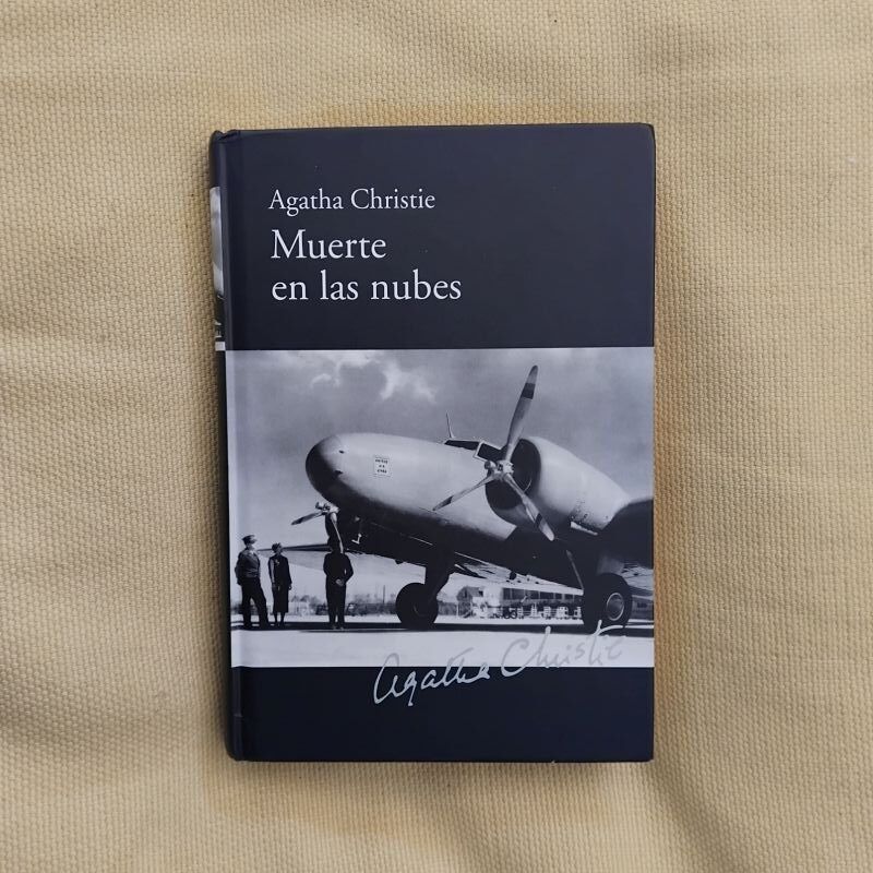 Muerte en las nubes, de Agatha Christie