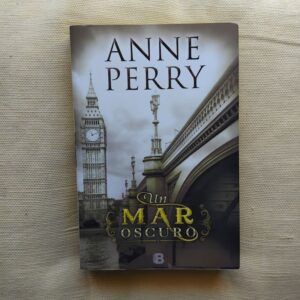 Mar oscuro, de Anne Perry