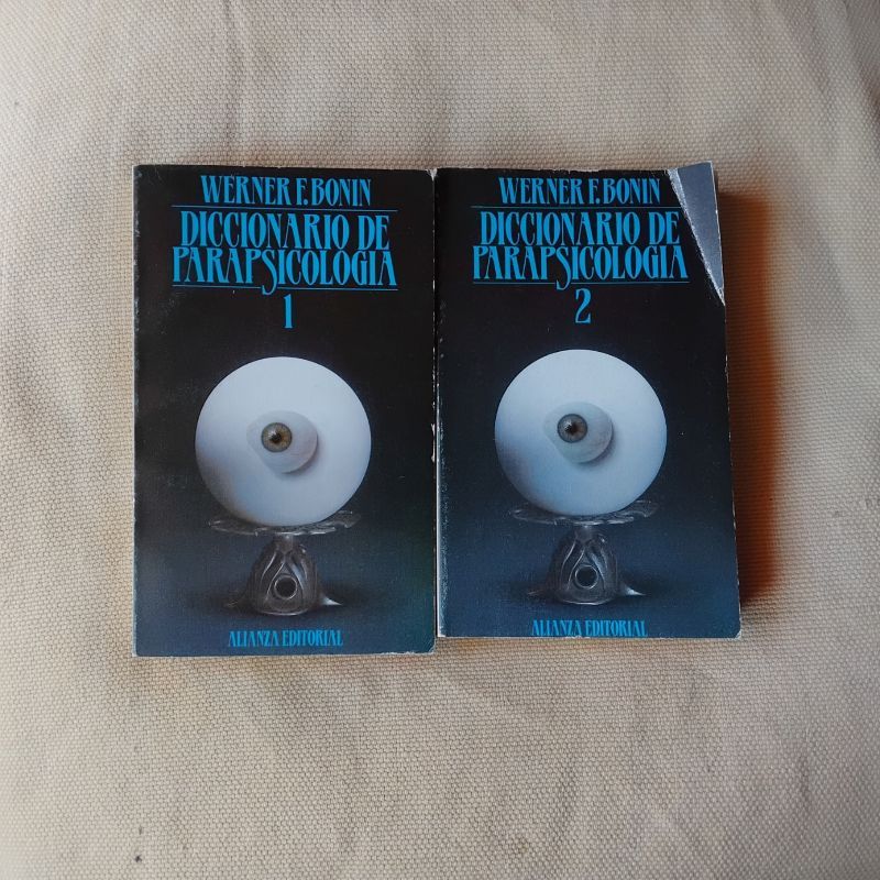 Diccionario de parapsicología, tomos 1 y 2, de Werner F. Bonin
